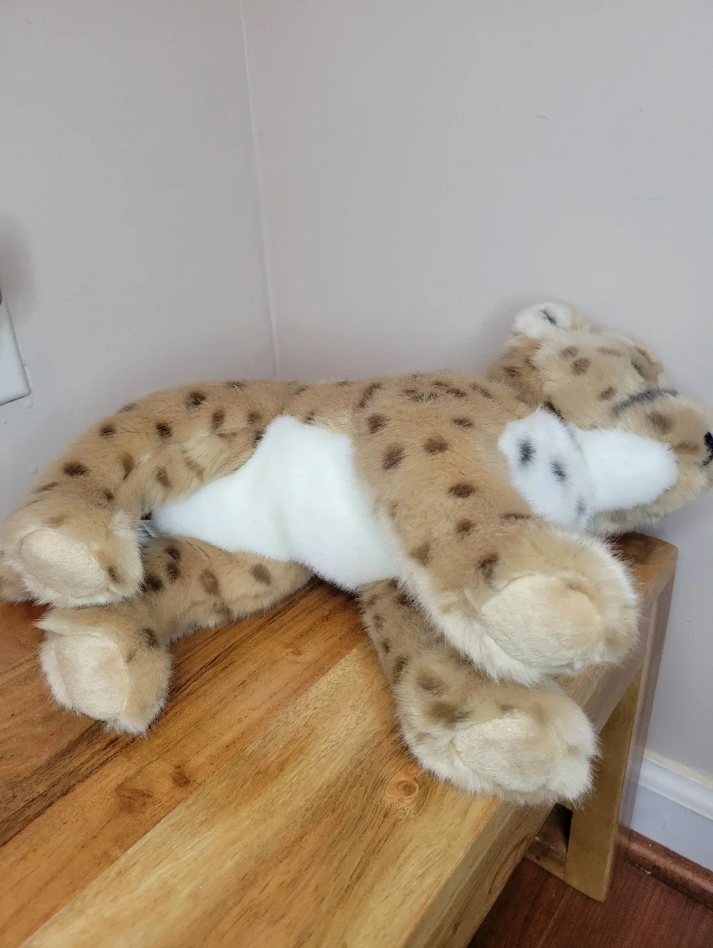 Douglas Cuddle Toys Chillin' Cheetah Cub Stuffed Plush Animal